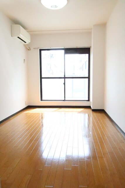 物件内観写真7　(洋室)