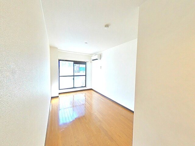 物件内観写真8　(洋室です♪)