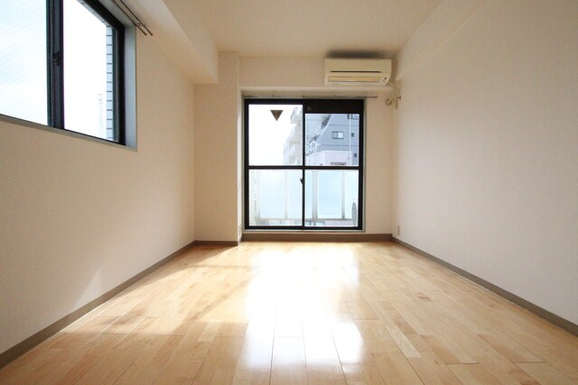 物件内観写真9　(洋室です)