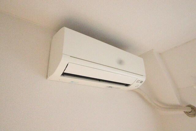 物件内観写真13　(エアコン)