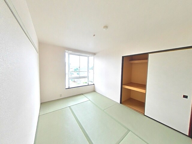 物件内観写真6　(和室です♪)