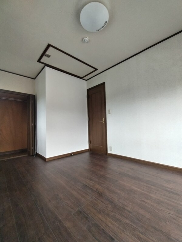 寝室(7帖の洋室です♪)