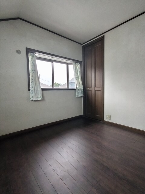 物件内観写真29　(4.5帖の洋室です♪)