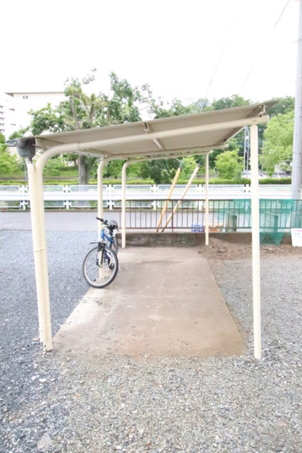 共用設備(駐輪場)