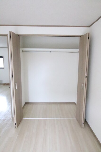 物件内観写真11　(クローゼット)