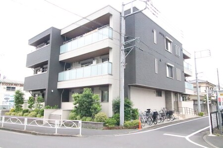 Ｍｏｍｂｏｎｈｅｕｒ外観写真