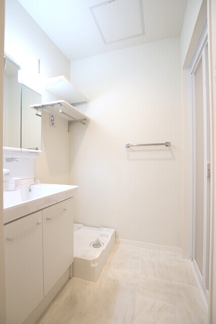 物件内観写真21　(脱衣所スペース♪)