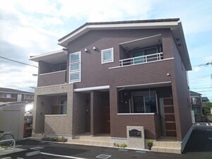 トモズさつき外観写真