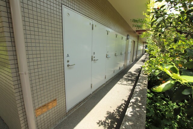 物件外観写真7　(トランクルーム（有料、空き要確認）)