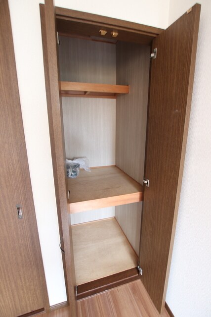 物件内観写真18　(★物入スペース★)
