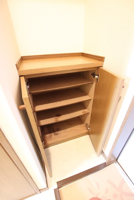 物件内観写真10　(★玄関にシューズボックスあり★)