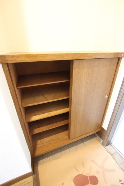 物件内観写真10　(★玄関にシューズボックスあり★)