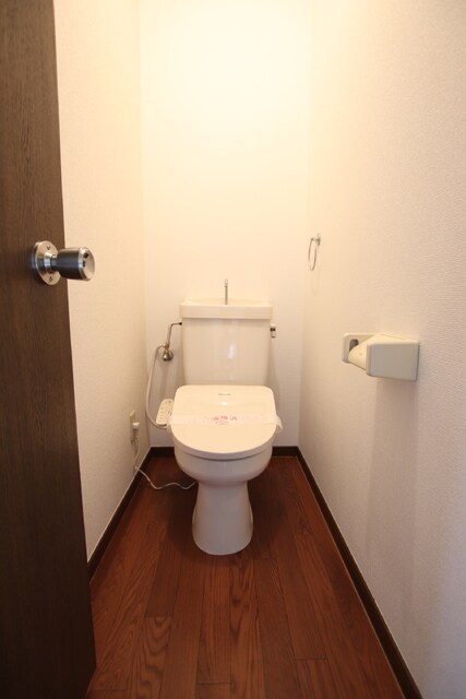 物件内観写真16　(★落ち着ける独立したトイレスペース★)