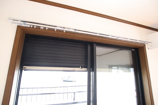 物件内観写真20　(★防犯面でも安心のシャッター雨戸★)