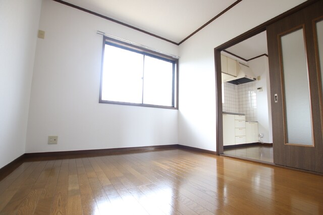 物件内観写真26　(★【洋室5.2帖】★)