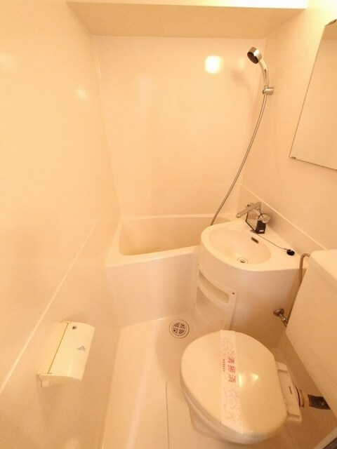 物件内観写真14　(★掃除のしやすい　バス・トイレ同室タイプ★)