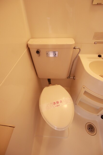 物件内観写真18　(★お手入れ簡単・浴室内シンプルトイレ★)