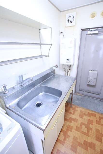 物件内観写真11　(★クリーニング前参考写真となります★)