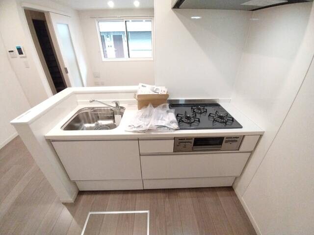 物件内観写真6　(建築中の写真となります。)