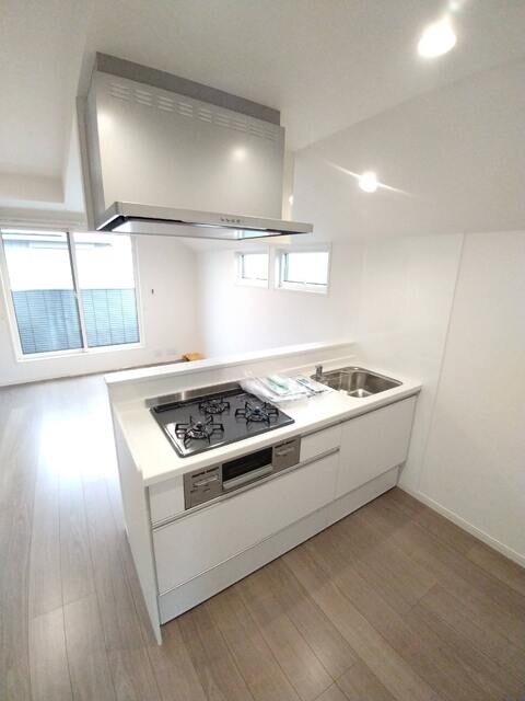 物件内観写真11　(建築中の写真となります。)