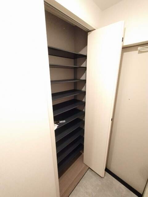 物件内観写真12　(建築中の写真となります。)