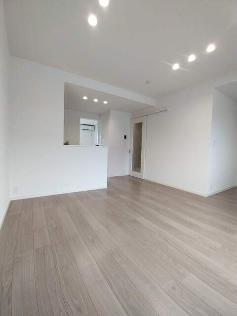 物件内観写真15　(建築中の写真となります。)