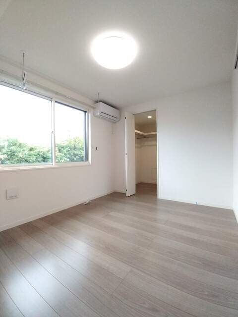 物件内観写真20　(建築中の写真となります。)