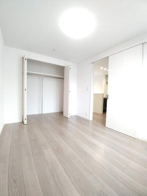 物件内観写真7　(建築中の写真となります。)