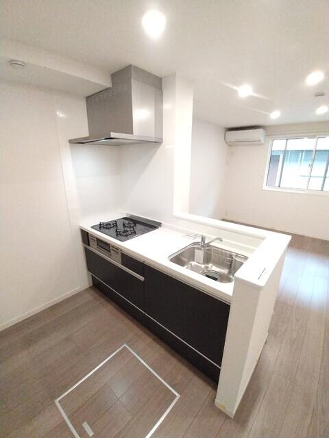 物件内観写真14　(建築中の写真となります。)