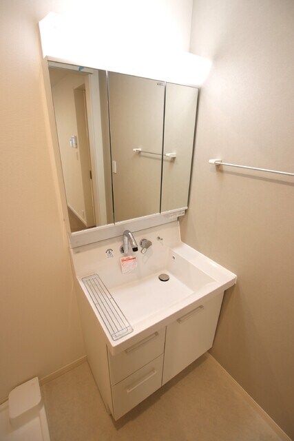 物件内観写真17　(建築中の写真です。)