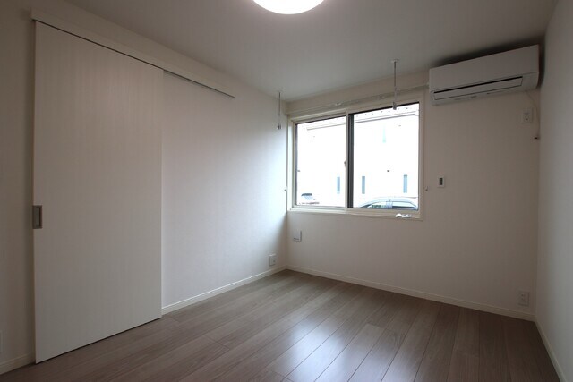 物件内観写真23　(建築中の写真です。)