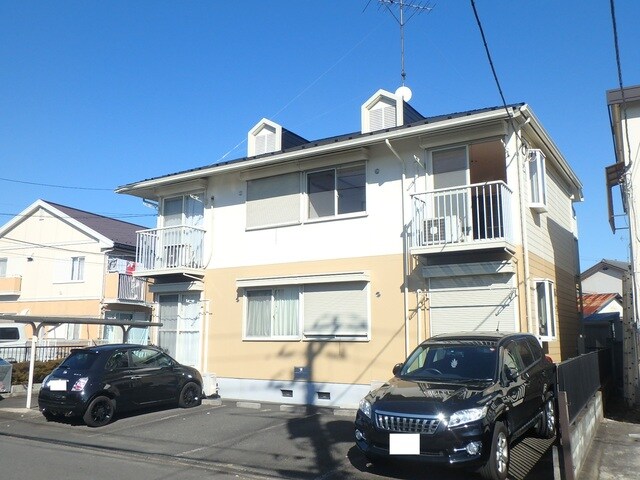 物件外観写真6　(★敷地内駐車場★（空き状況・使用料等詳細はご確認下さい）)