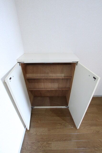 物件内観写真18　(シューズボックスです♪)