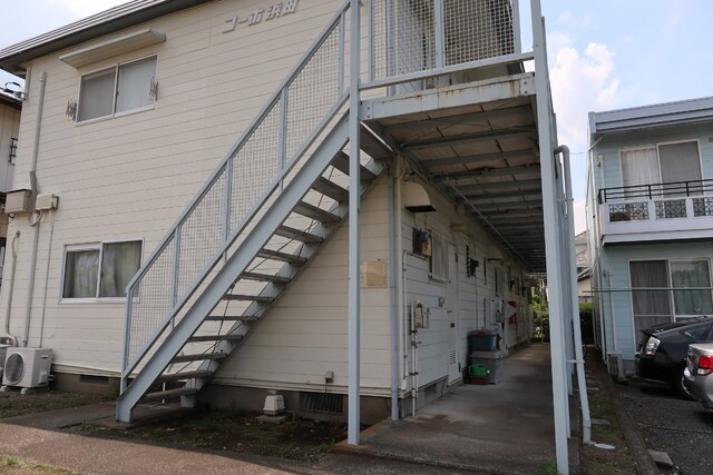 物件外観写真5　(エントランス♪)