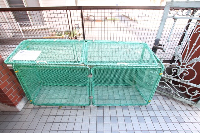 物件外観写真7　(敷地内ごみ置き場♪)