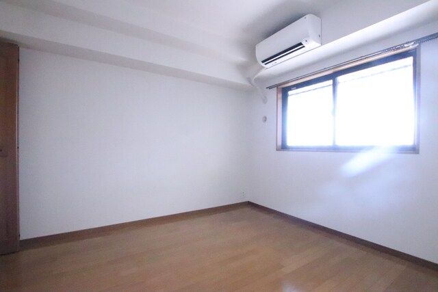 物件内観写真16　(7帖洋室☆彡)