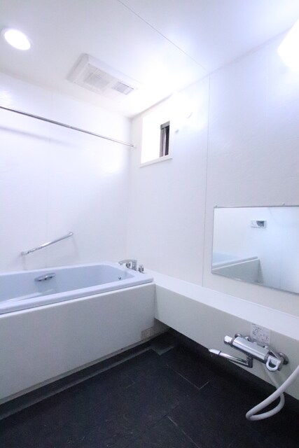 物件内観写真17　(広々バスルーム☆彡)