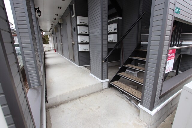 物件外観写真4　(建物入口♪)