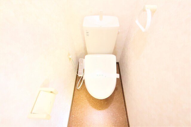 物件内観写真10　(洗浄機能付き☆彡)