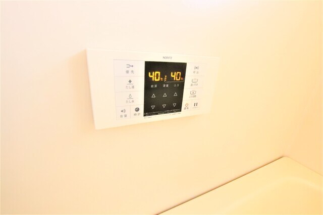 物件内観写真10　(追焚機能付き☆彡)