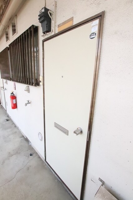 物件内観写真11　(玄関☆彡)