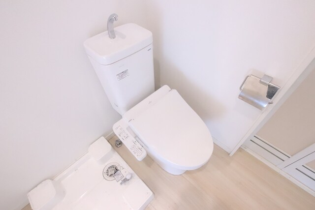 物件内観写真23　(洗浄機能付き便座☆彡)