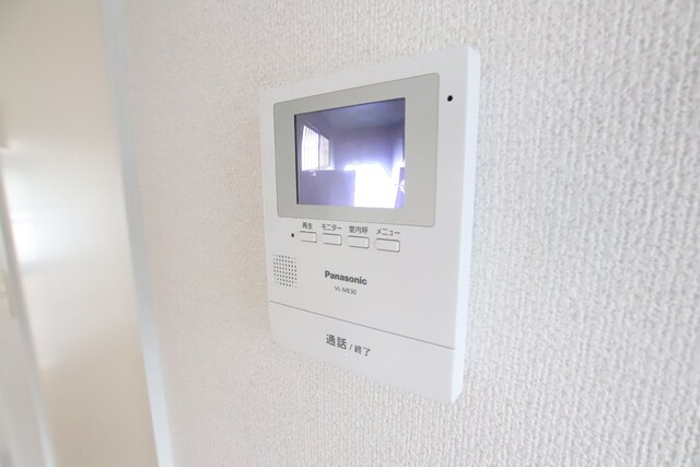 物件内観写真12　(TVモニターホン付き♪)