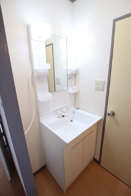 物件内観写真26　(★忙しい朝に便利な独立洗面台★)