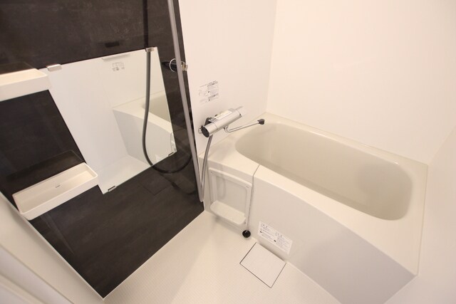 物件内観写真20　(浴室乾燥機・追焚あり)