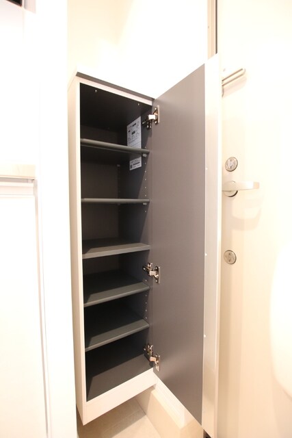 物件内観写真9　(シューズボックス)