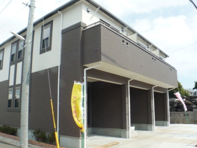 レーヴ公園通りＢ