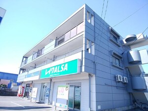 日高ビル外観写真