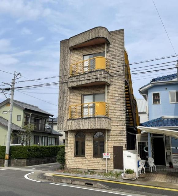 恒久3丁目店舗付住居