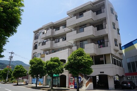 CLEMENTヤマシタ外観写真